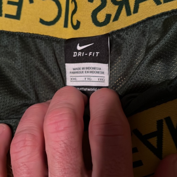 Nike Mesh Baylor Short - Picture 4 of 5